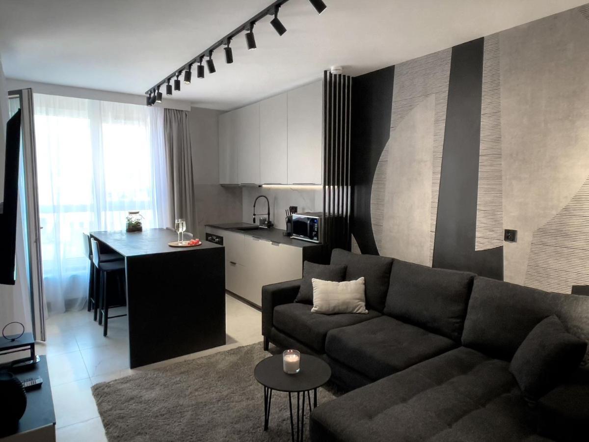 URBAN APARTMENTS Premium Opolska 10 Nr 89 Plus 2 Garages Kattowitz Exterior foto